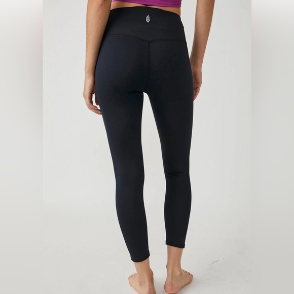 FREE PEOPLE MOVEMENT WRAP LOSE CONTROL LEGGING - Picture 2 of 4